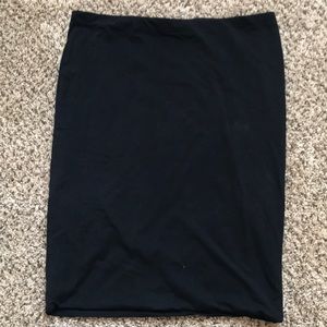Black long H&M fitted pencil Skirt, size L